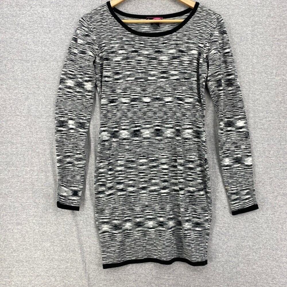 Say What? Dress Womens Medium Black White Pullover Stretch Bodycon Long Sleeve